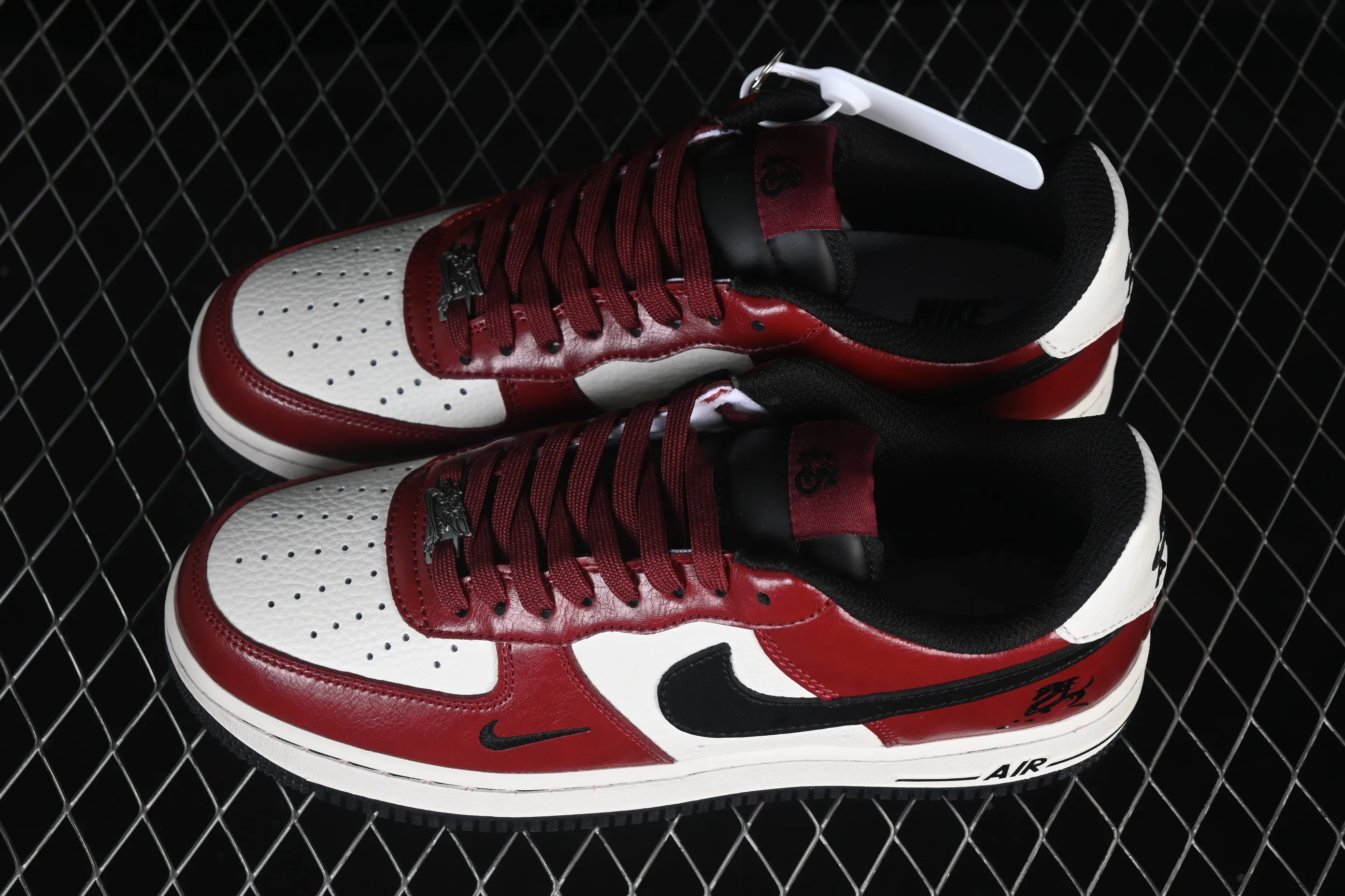 All categories Nk Air Force 1 Air Force series Nk Air Force 1 Low Air Force low top Nike Air Force 1'07 Low Year of the Horse limited edition Red milk white Air Force 1 low top casual sneakers HF3148-102